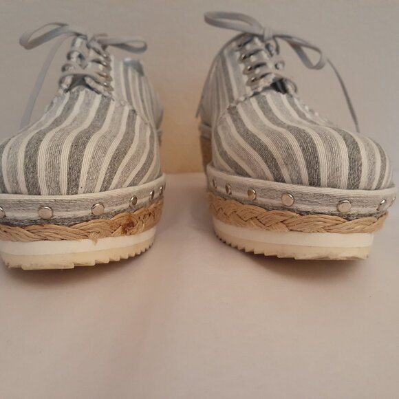 Stuart Weitzman Lace-Up Espedrille Wedge - Picture 7 of 12